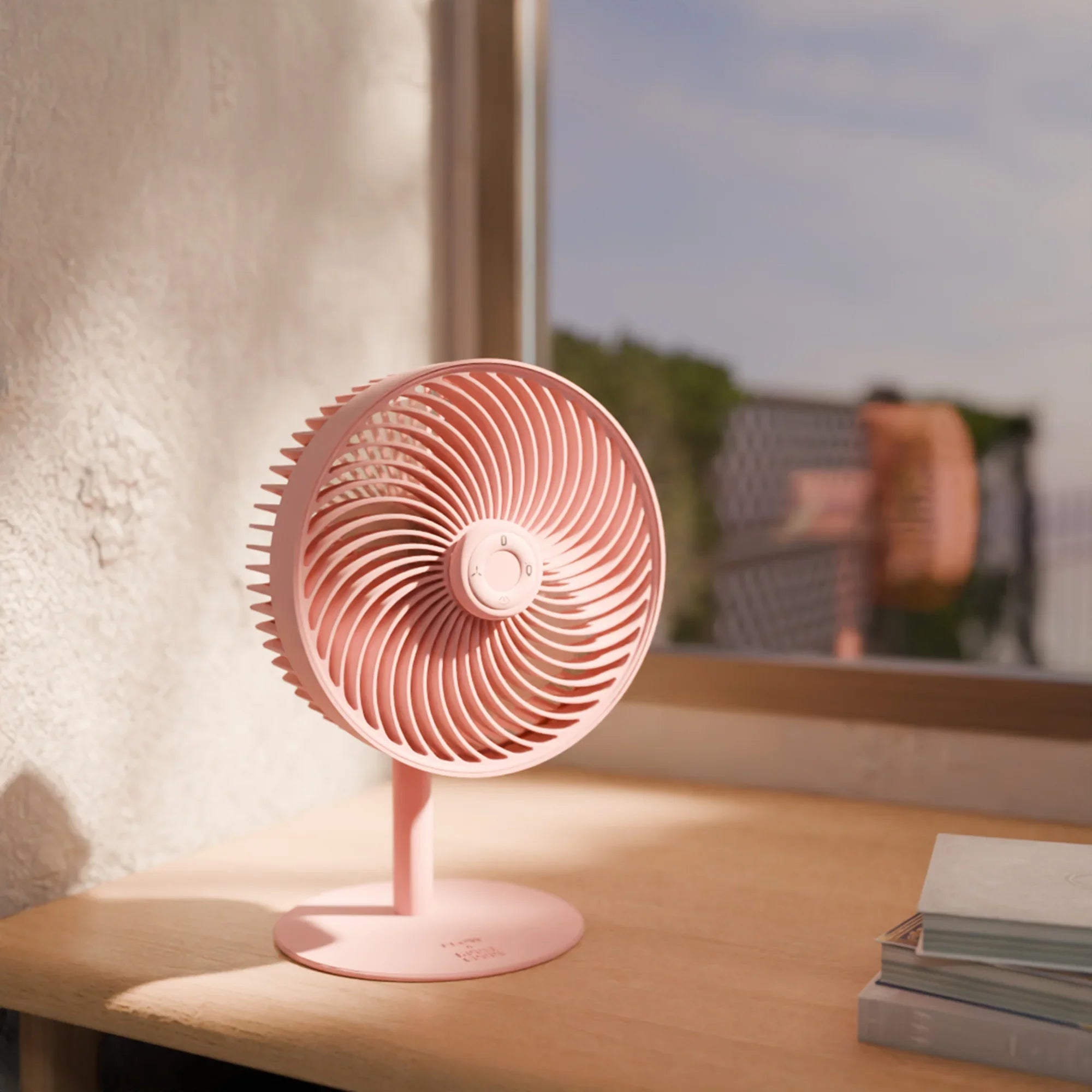 Flow Rechargeable High-Speed Desk Fan
